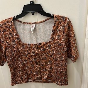 Self Esteem Crop Top Floral Side Detail Tee XLarge